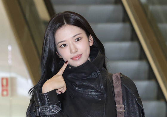 아이브 안유진, 볼 콕 인사