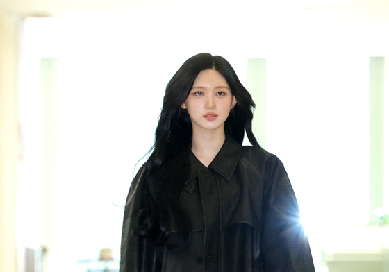 가을, 자체발광