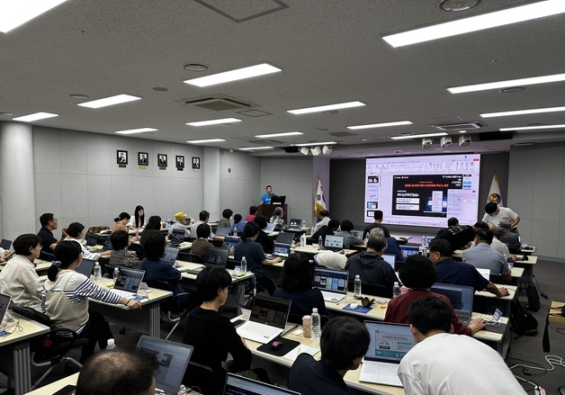 [제주경제소식] 제주 관광업계, 시니어 위한 AI 교육