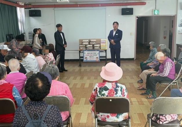 "따뜻한 추석 보내세요"…동래구, 사회복지시설 18곳 찾아