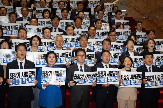 진중권 "與, 검찰 사라지니 조희대와 사법부 악마화…다음은 언론"