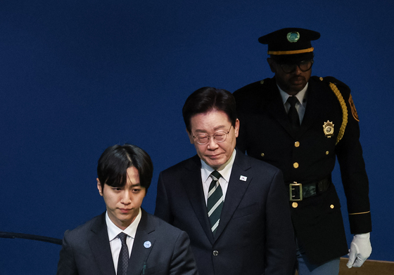 유엔총회장 들어서는 이재명 대통령