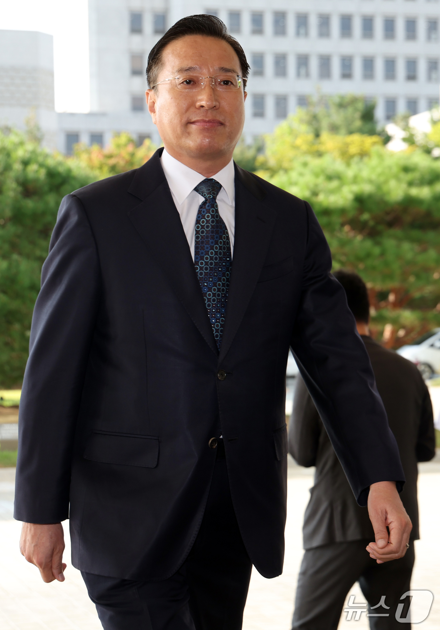 (서울=뉴스1) 김명섭 기자 = 이정현 검찰총장 직무대행이 23일 오전 서울 서초구 대검찰청으로 출근하고 있다.  2026.9.23/뉴스1
