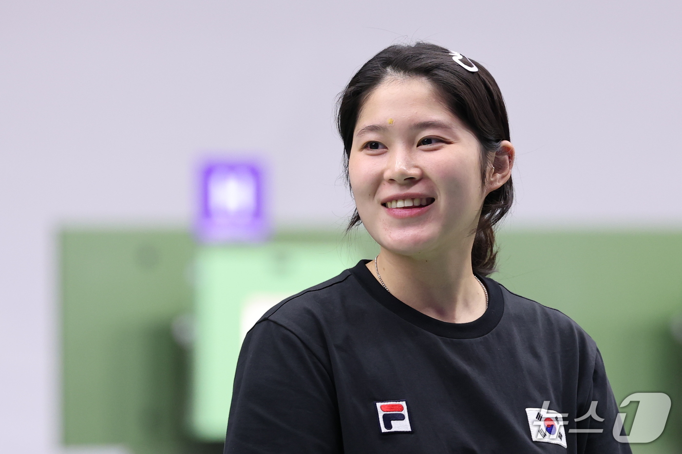 (도요타=뉴스1) 안은나 기자 = 대한민국 추가은이 23일 일본 도요타시 아이치현 종합사격장에서 열린 2026 아이치·나고야 아시안게임 사격 여자 10m 공기권총 개인전 결선에 입 …