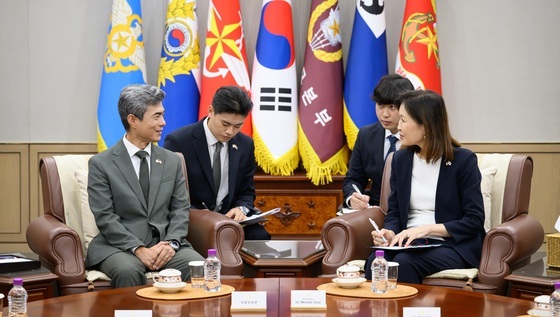 강신철 국방부 장관, 美 스틸 대사와 첫 만남…전작권 전환 등 논의
