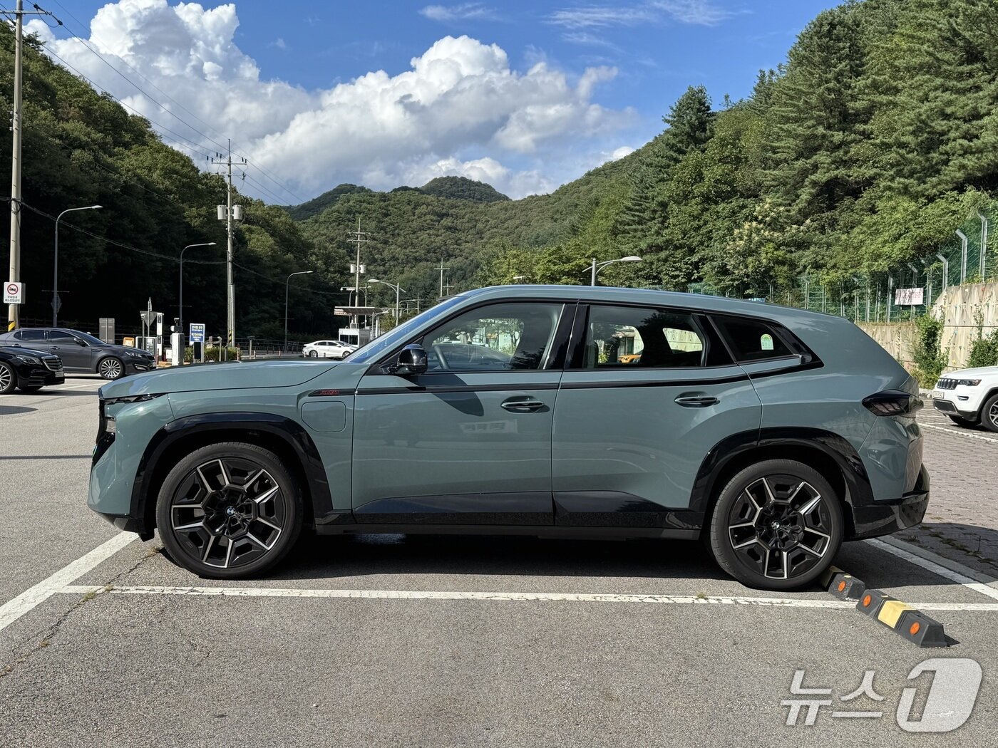 본문 이미지 - BMW XM 레이블 ⓒ 뉴스1 박종홍 기자