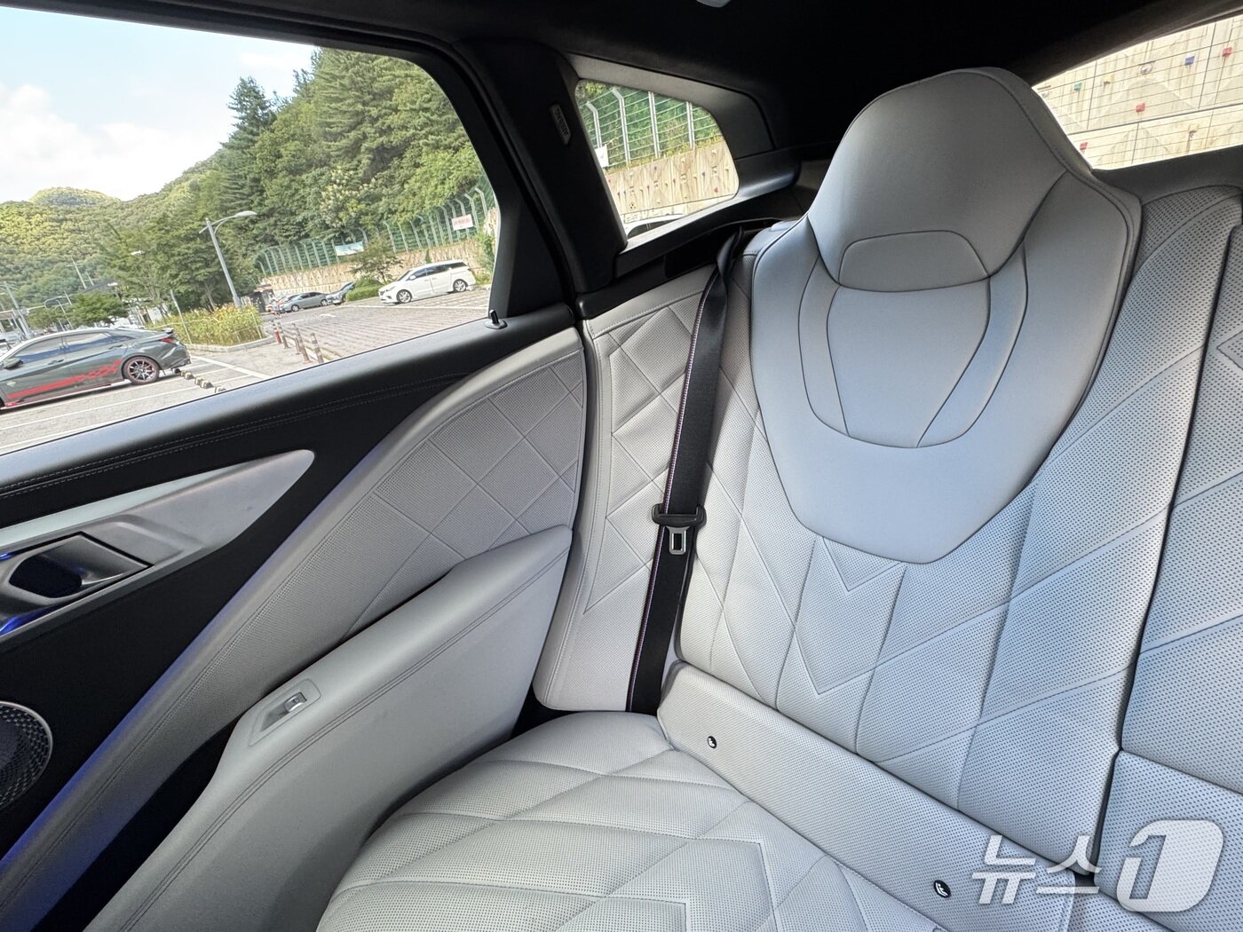 본문 이미지 - BMW XM 레이블 ⓒ 뉴스1 박종홍 기자