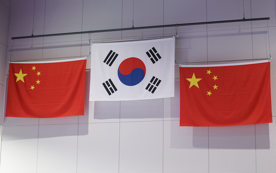 '사격 첫 금' 포디움에 걸린 태극기
