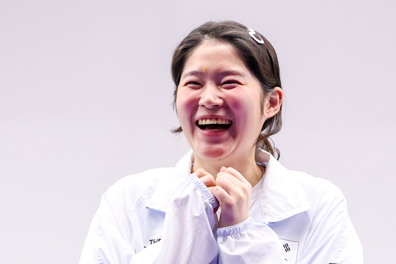 추가은 '활짝'