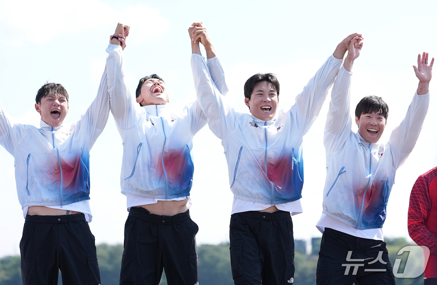 (신화=뉴스1) 김성진 기자 = 한국 조광희, 김효빈, 장상원, 최민규가 24일 일본 아이치 미요시 호수 카누 코스에서 열린 2026 아이치·나고야 아시안게임 카누 남자 카약 4인 …