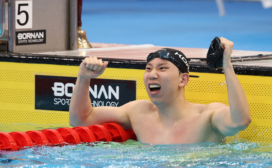 수영 조성재, 남자 평영 200m 銅…개인 두 번째 메달[AG]