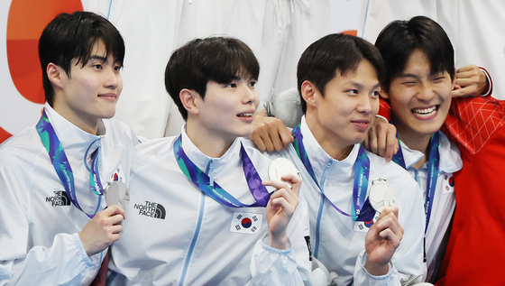 남자 400m 계영 뜻깊은 은메달