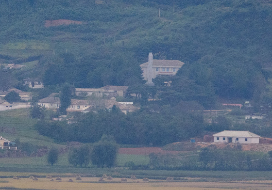 與 "北 포로 비공개는 신변 안전 때문"…한동훈 "되도 않는 소리"