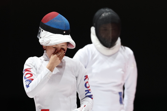 펜싱 여자 에페 단체전 은메달…결승서 중국에 완패[AG]