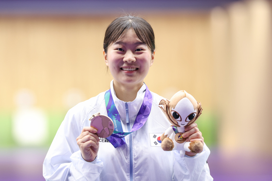 김지은, 사격 50m 소총 3자세 동메달 '미소'