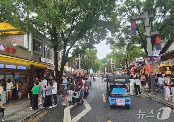 [오늘의 날씨] 전북(27일, 일)…아침 쌀쌀, 낮 최고 28도 일교차 커