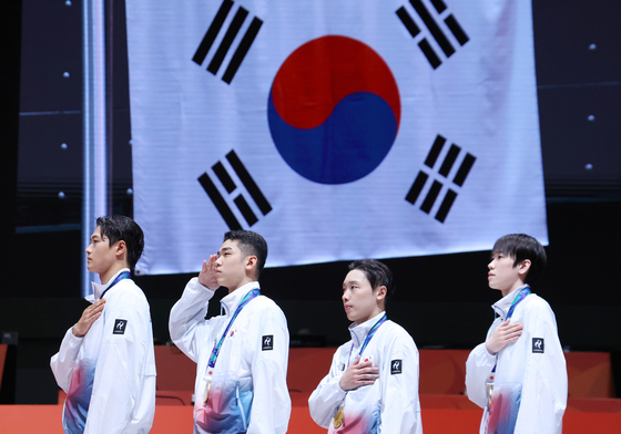 또 한 번의 역사 쓴 펜싱 사브르 대표팀