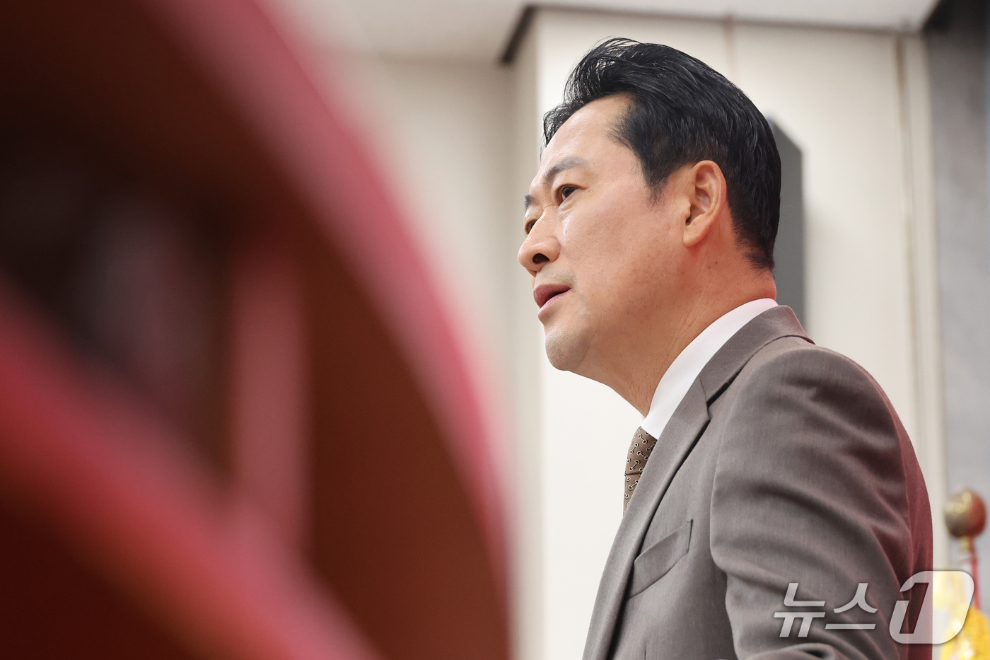 (서울=뉴스1) 신웅수 기자 = 장동혁 국민의힘 대표가 27일 서울 여의도 국회에서 현안 관련 기자회견을 하고 있다. 2026.9.27/뉴스1