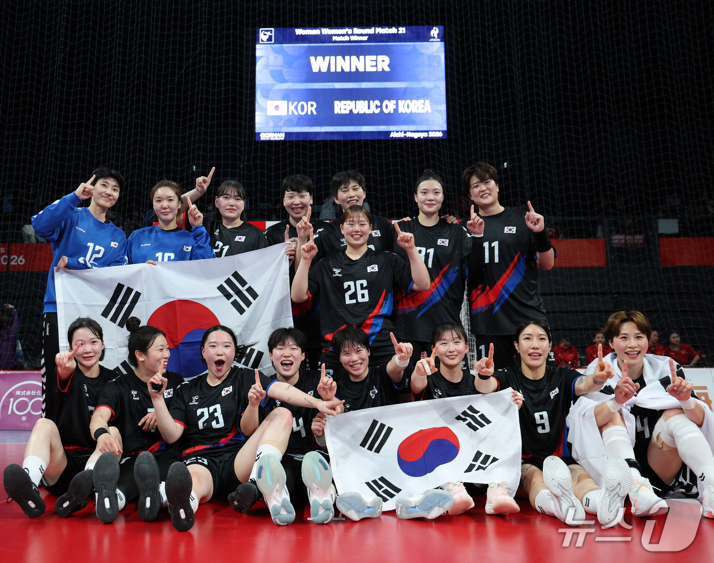 (이나자와=뉴스1) 안은나 기자 = 27일 일본 아이치현 이나자와시 엔트리오(ENTRIO)에서 열린 2026 아이치·나고야 아시안게임 핸드볼 라운드로빈 21 일본과의 경기에서 승리 …
