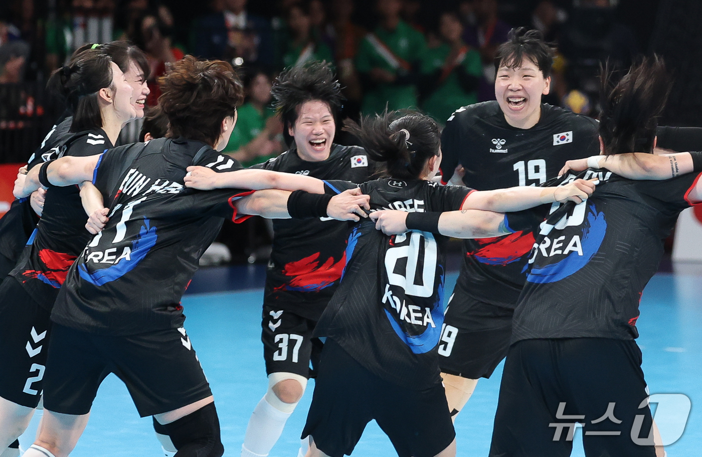 (이나자와=뉴스1) 안은나 기자 = 강은혜, 김민서를 비롯한 대한민국 여자 핸드볼 대표팀 선수들이 27일 일본 아이치현 이나자와시 엔트리오(ENTRIO)에서 열린 2026 아이치· …