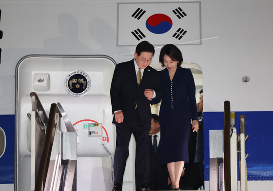 이재명 대통령, 유엔총회·멕시코 국빈방문 마치고 귀국