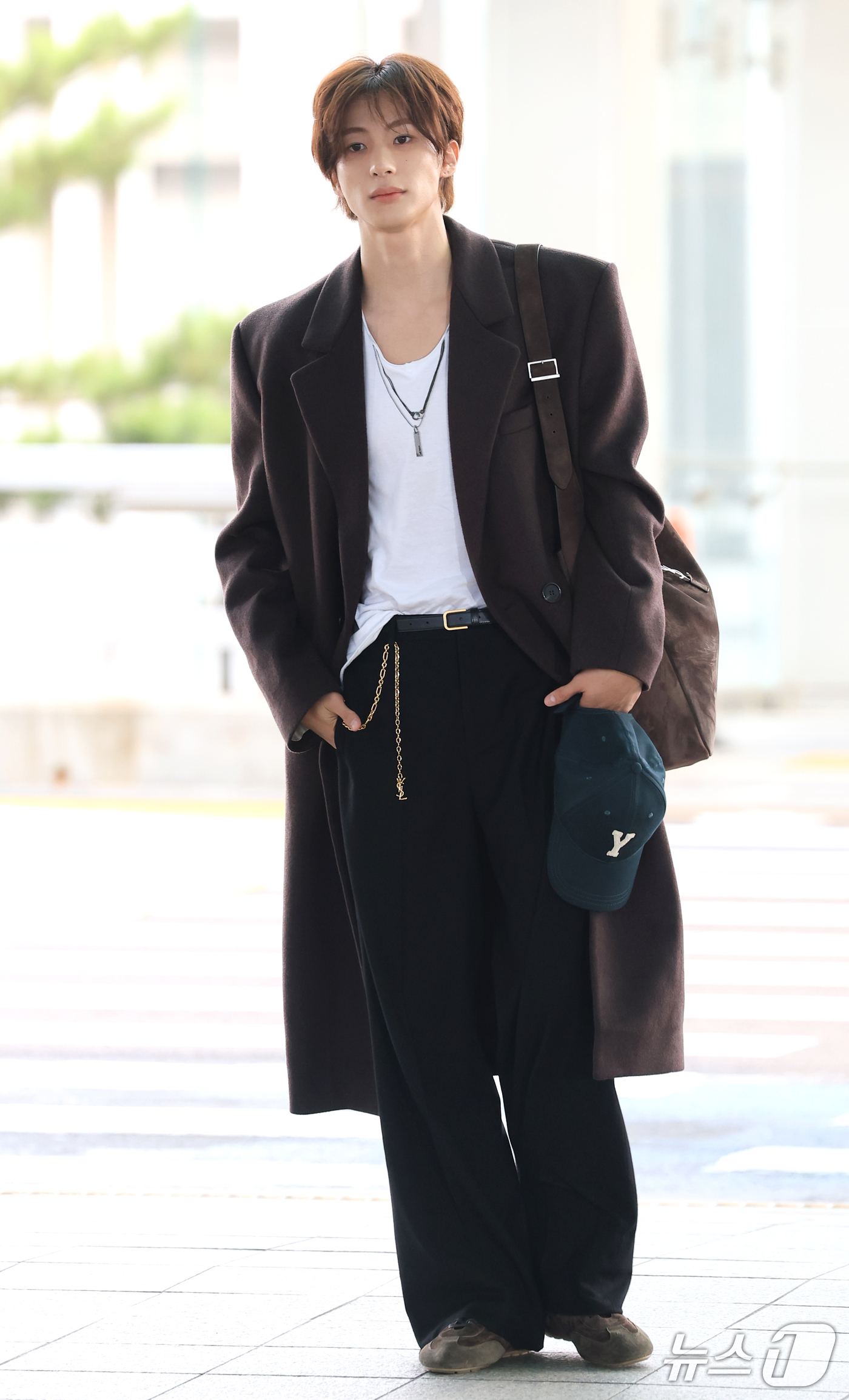 (인천공항=뉴스1) 권현진 기자 = 라이즈 앤톤이 해외 일정을 위해 28일 인천국제공항을 통해 프랑스 파리로 출국하고 있다. 2026.9.28/뉴스1