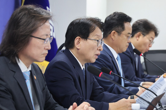 당정, 17개 업종 5년 내 2번 담합시 퇴출…가격 재결정명령 근거 마련(종합)
