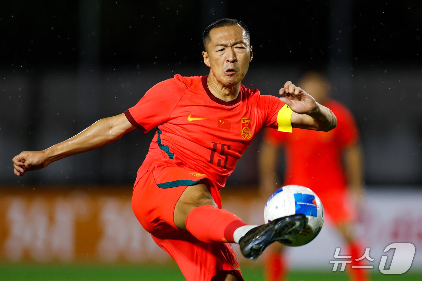 본문 이미지 - 중국 축구 대표팀 주장 우시. ⓒ 신화=뉴스1