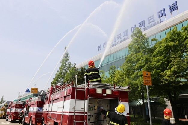 '항만 대형 화재·폭발 대비'…해수부, 지방청·항만공사 합동 재난 대응 훈련