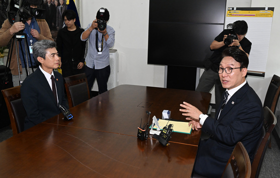 국방위, 오늘 與 중심 DMZ 방문…김민석, 강신철 만나 "조사 철저히"