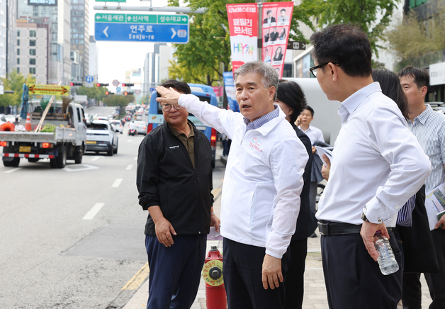 도산대로로 무대 옮긴 강남페스티벌…안전·교통인력 2600명 투입