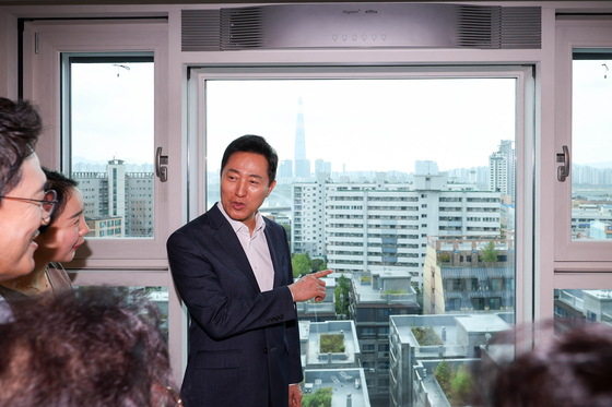 오세훈 서울시장, 모아주택 1호 사업지 방문