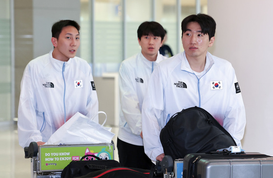 귀국하는 펜싱 남자 에페 대표팀
