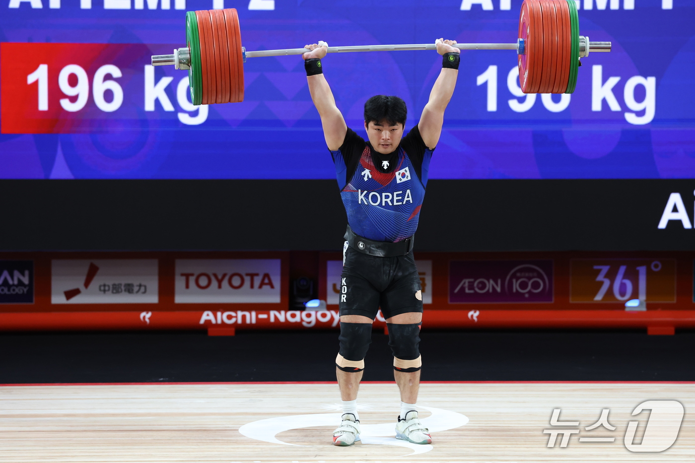 (나고야=뉴스1) 김민지 기자 = 김성민이 28일 일본 아이치현 나고야 중소기업진흥회관에서 열린 2026 아이치·나고야 아시안게임 역도 남자 85kg 결승에서 용상 3차 시기 19 …