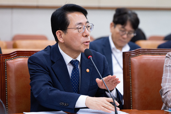 황종우 해수장관 "북극항로·해양수도권 적극 육성…민생경제 활력 유도"