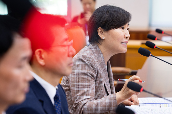 답변하는 송미령 농림축산식품부 장관