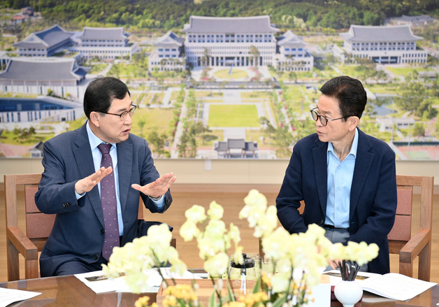 주낙영 경주시장 "APEC 후속 사업 지원해 달라" 경북도에 요청