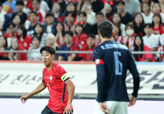 벤탄쿠르와 만난 손흥민