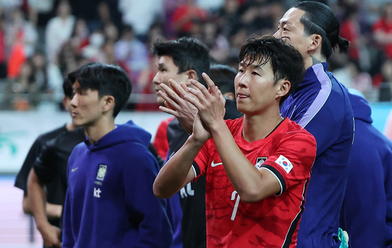 'A매치 최다골 타이' 손흥민 "내 골 아닌 것 같은데…인정되면 찝찝"