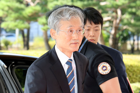 조희대 대법원장 출근길