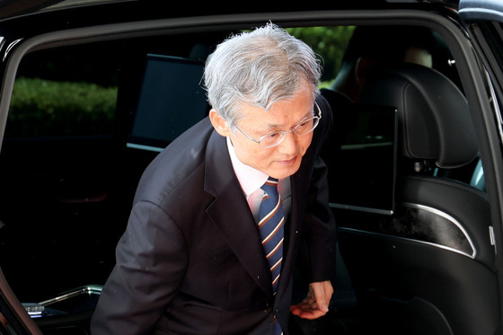 조희대 대법원장 출근길