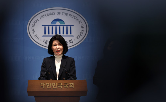 '암살자(들)' 관련 입장 밝히는 이진숙 의원
