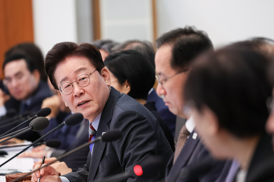 李대통령 "경찰 사건 조작·증거 은폐, 해임 정도는 해야"…감찰강화 주문