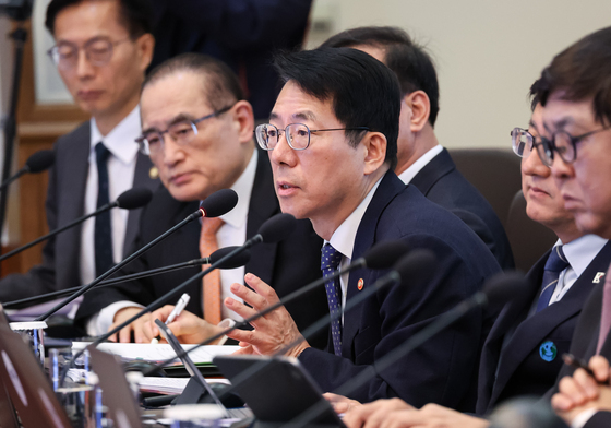 발언하는 황종우 장관