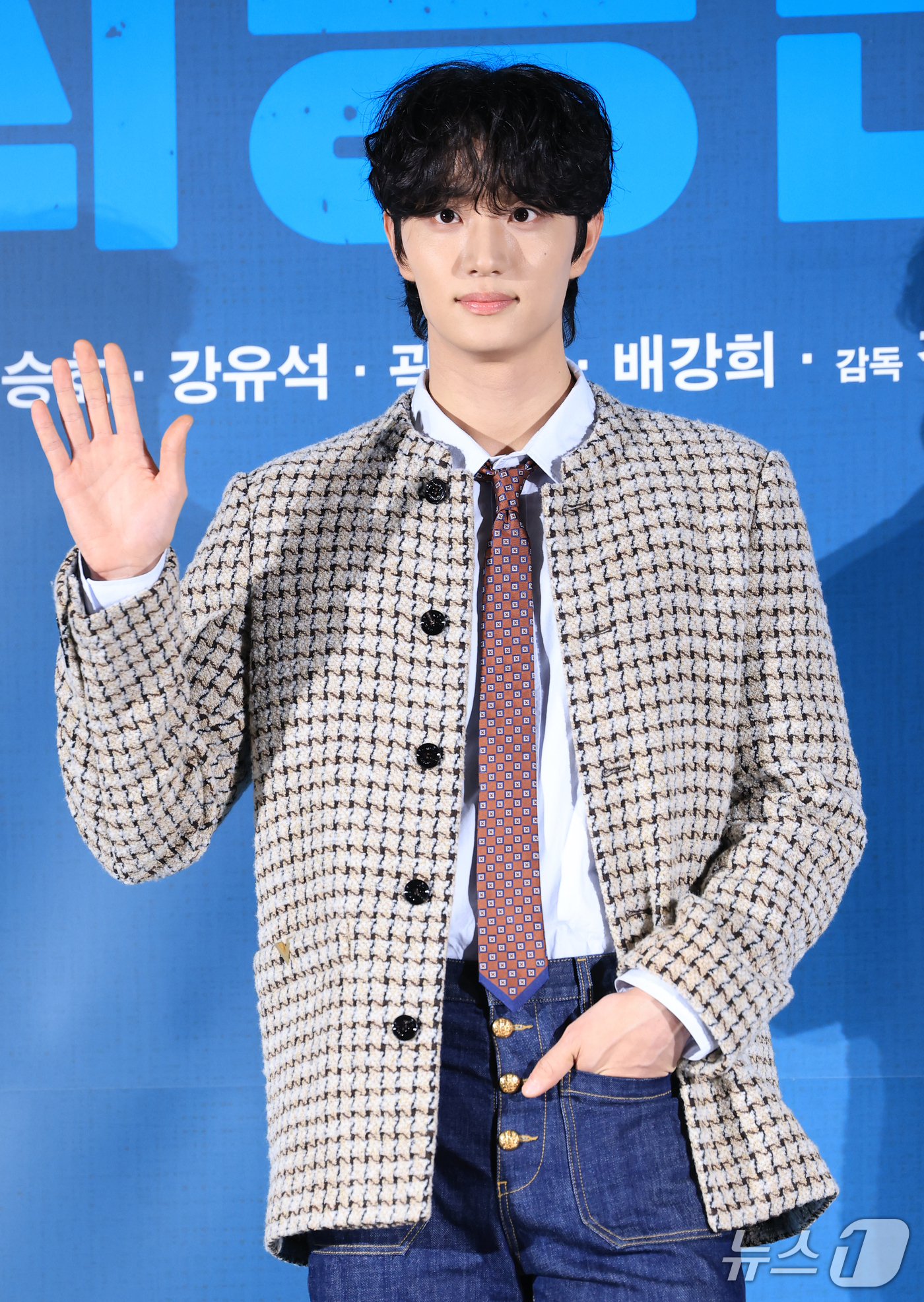 (서울=뉴스1) 권현진 기자 = 배우 김재원이 29일 서울 광진구 롯데시네마 건대입구점에서 열린 영화 '최종면접'(감독 김정훈) 제작보고회에서 포즈를 취하고 있다.‘최종면접’은 최 …