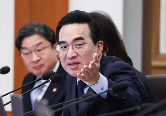 박홍근 "K자형 양극화 완화에 재정 역할 강화…미래대응기금 활용"