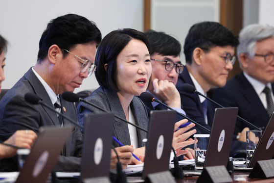 국무회의 발언하는 이소영 장관