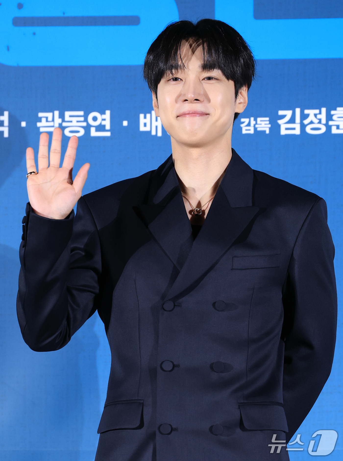 (서울=뉴스1) 권현진 기자 = 배우 강유석이 29일 서울 광진구 롯데시네마 건대입구점에서 열린 영화 '최종면접'(감독 김정훈) 제작보고회에서 포즈를 취하고 있다.‘최종면접’은 최 …