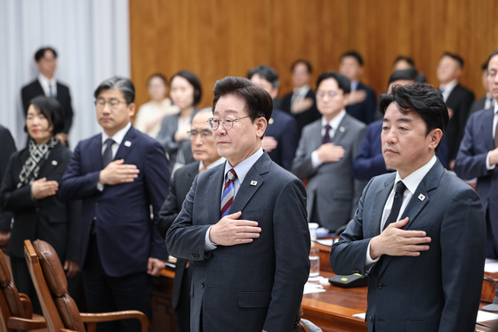 메가프로젝트 제3차 민관합동 점검회 참석한 이재명 대통령