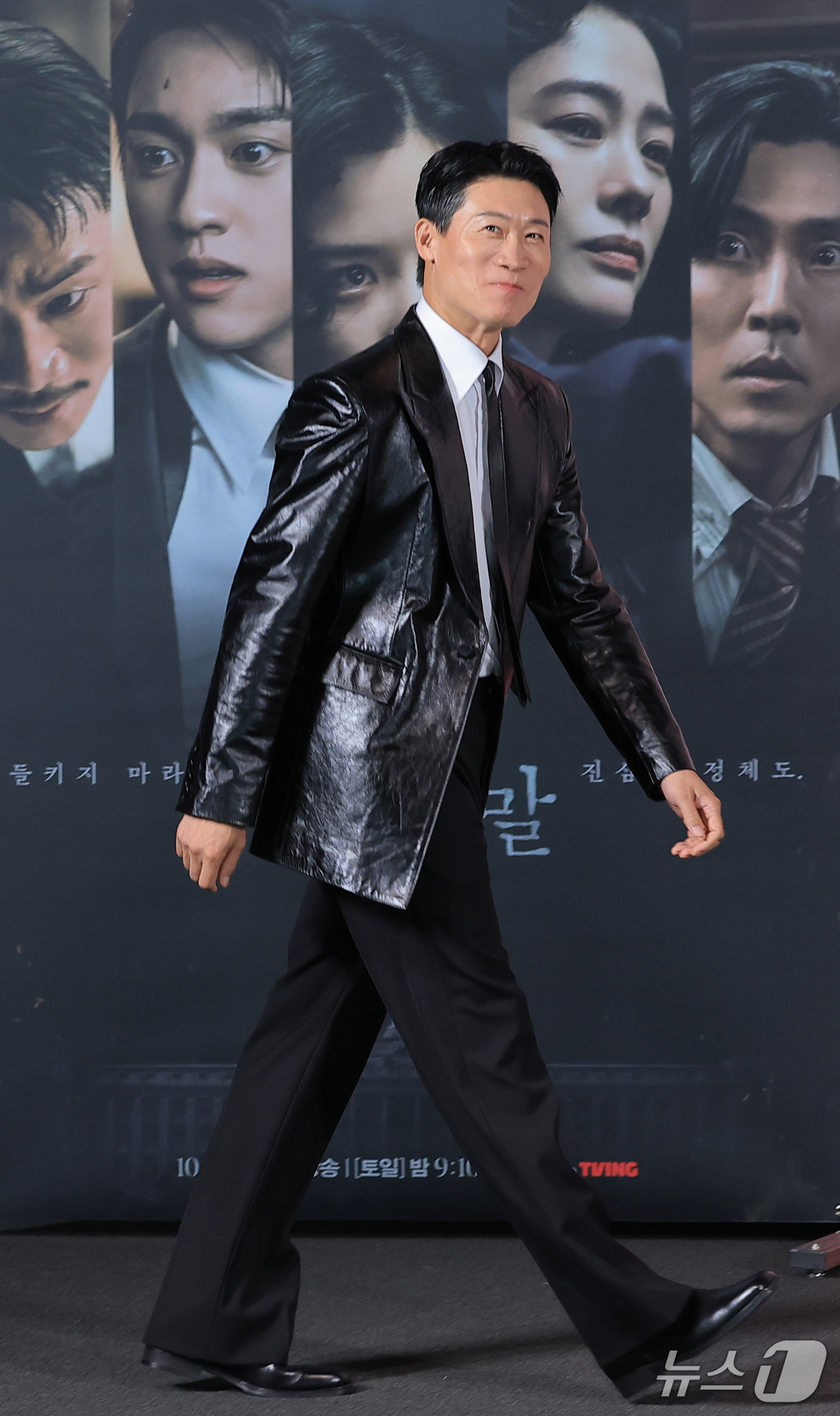 (서울=뉴스1) 권현진 기자 = 배우 진선규가 29일 서울 용산구 CGV 용산아이파크몰에서 열린 tvN 20주년 특별기획 새 토일드라마 '100일의 거짓말' 제작발표회에 참석하고 …